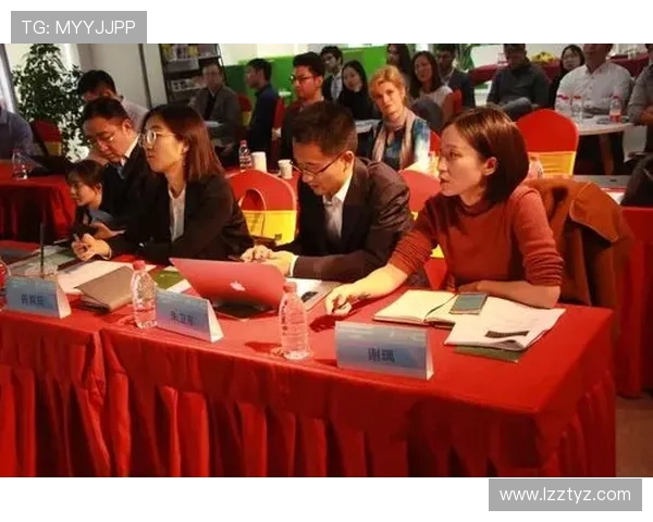 杭州街舞队在世界滑板锦标赛中的团队协作表现分析与点评